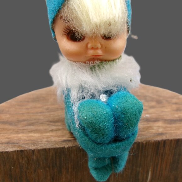 Vintage Blue Pixie Knee Hugger Elf with Hair, Christmas Ornament - Picture 3 of 8